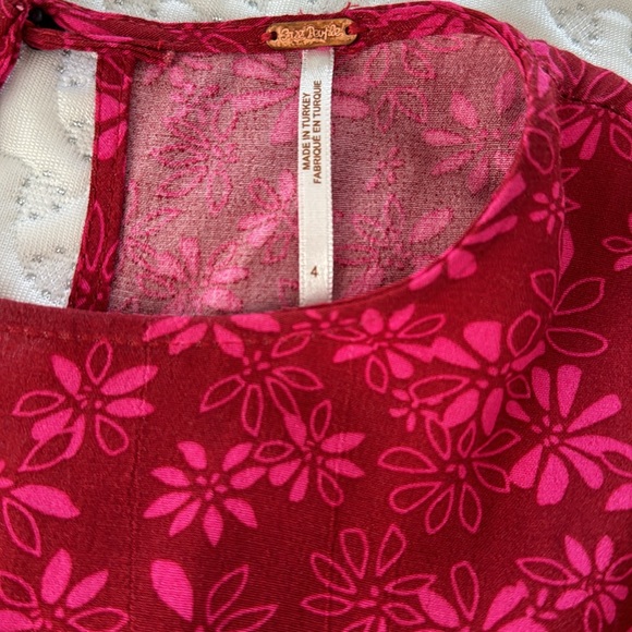 FREE PEOPLE Jessie MIDI Dress Pink Floral Flowy Puff Sleeves Size 4 Like New! - Picture 6 of 10